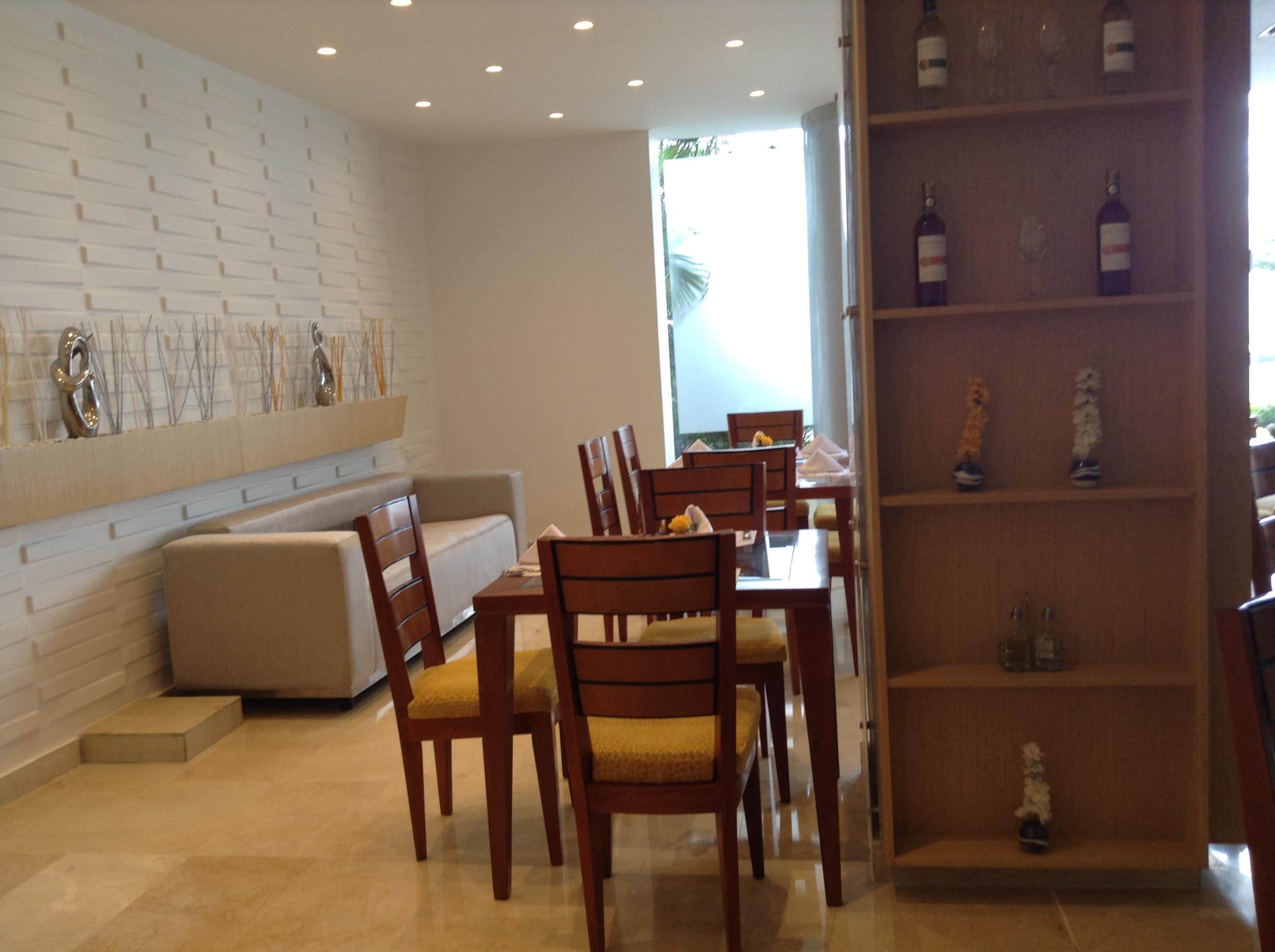 Hotel Atrium Plaza Баранкила Екстериор снимка