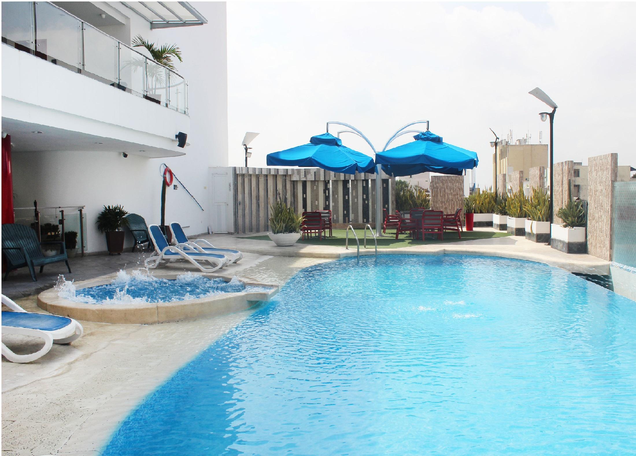 Hotel Atrium Plaza Баранкила Екстериор снимка
