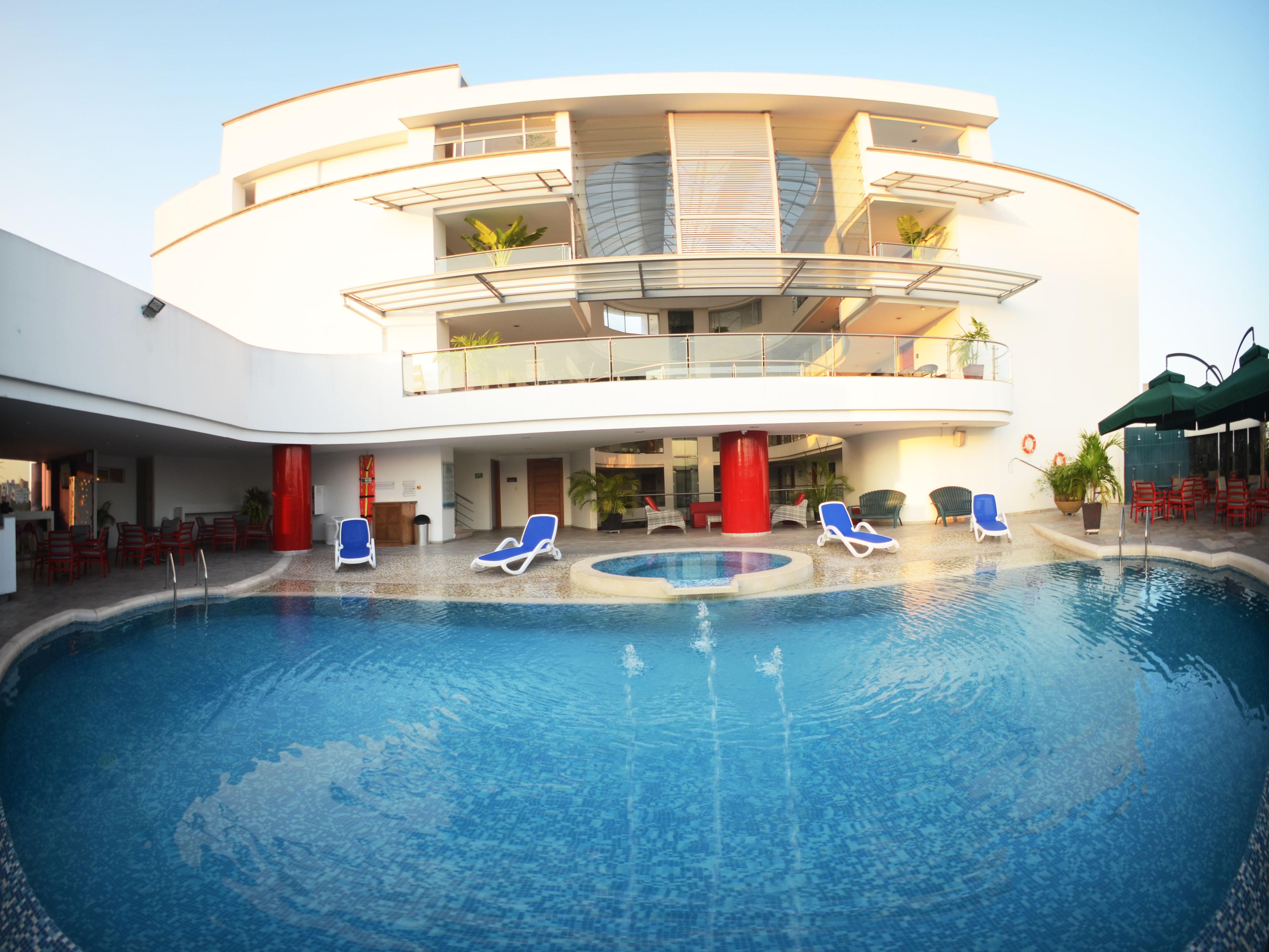 Hotel Atrium Plaza Баранкила Екстериор снимка