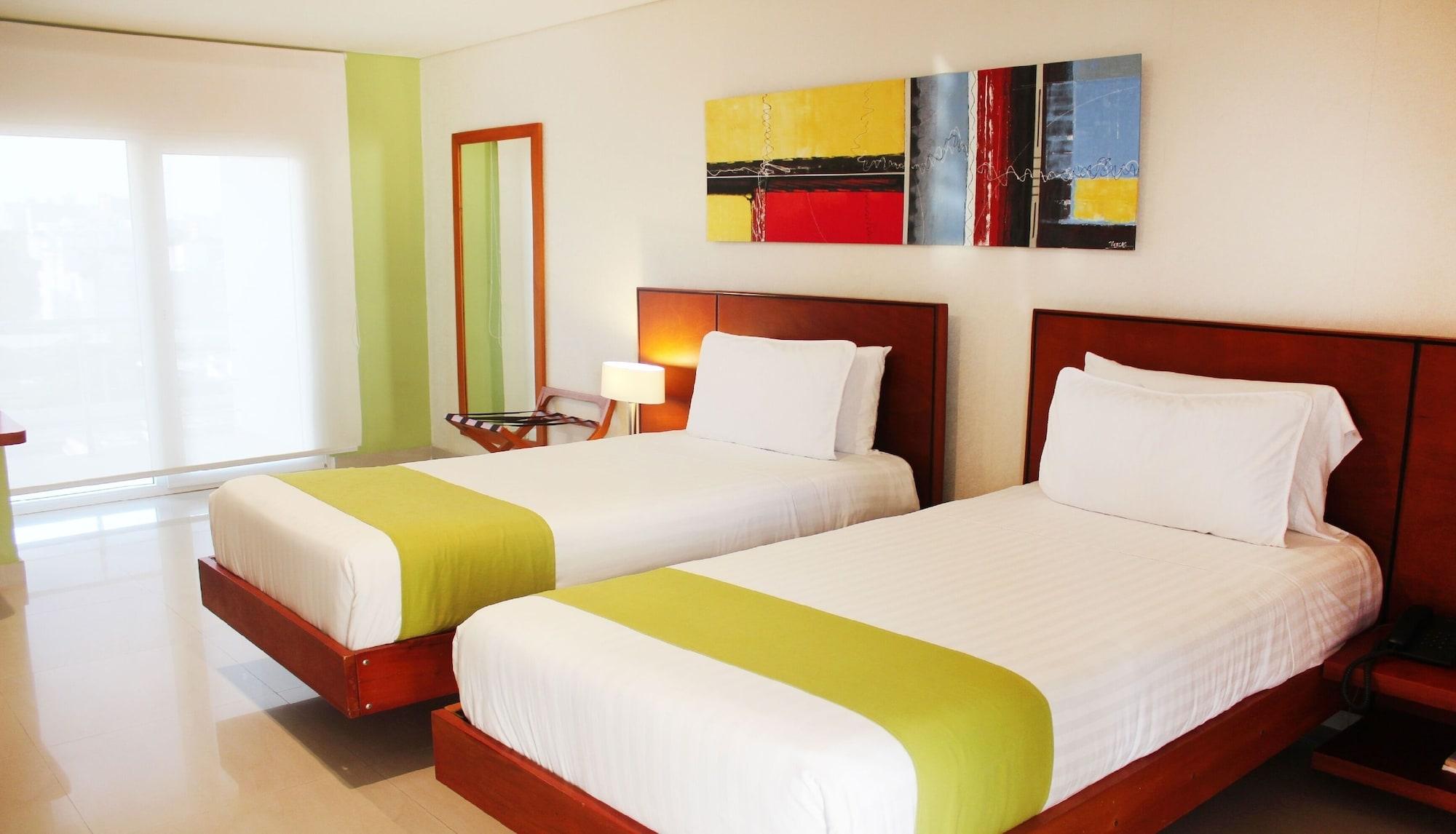 Hotel Atrium Plaza Баранкила Екстериор снимка